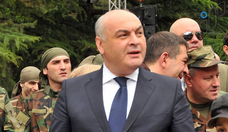 „ვრჩებით იმ აზრზე, რომ ირაკლი შიხიაშვილი უნდა გადადგეს!“