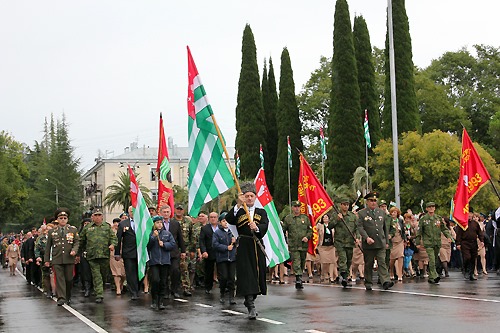 ქართველების მკვლელმა აფხაზმა ბოევიკებმა მცხეთაში იქეიფეს